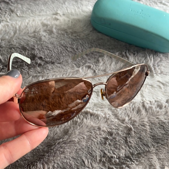 Kate spade mirrored aviator sunglasses 😎 - Picture 2 of 13